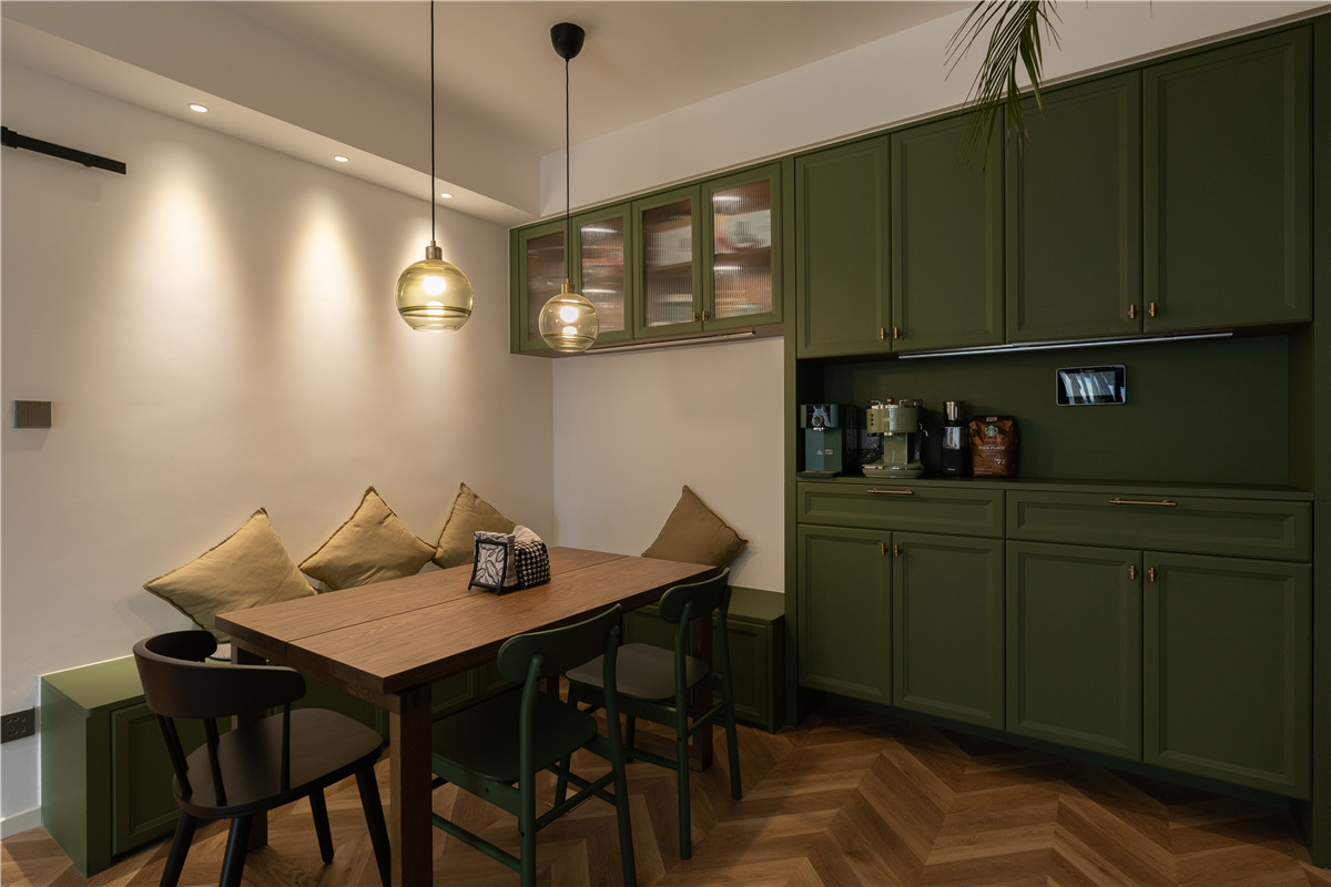 滨江军苑,复古混搭风