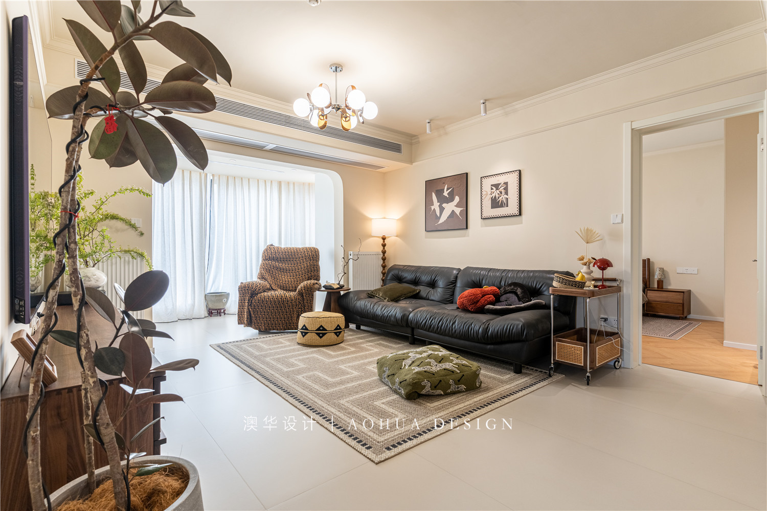 国博新城129㎡奶油中古