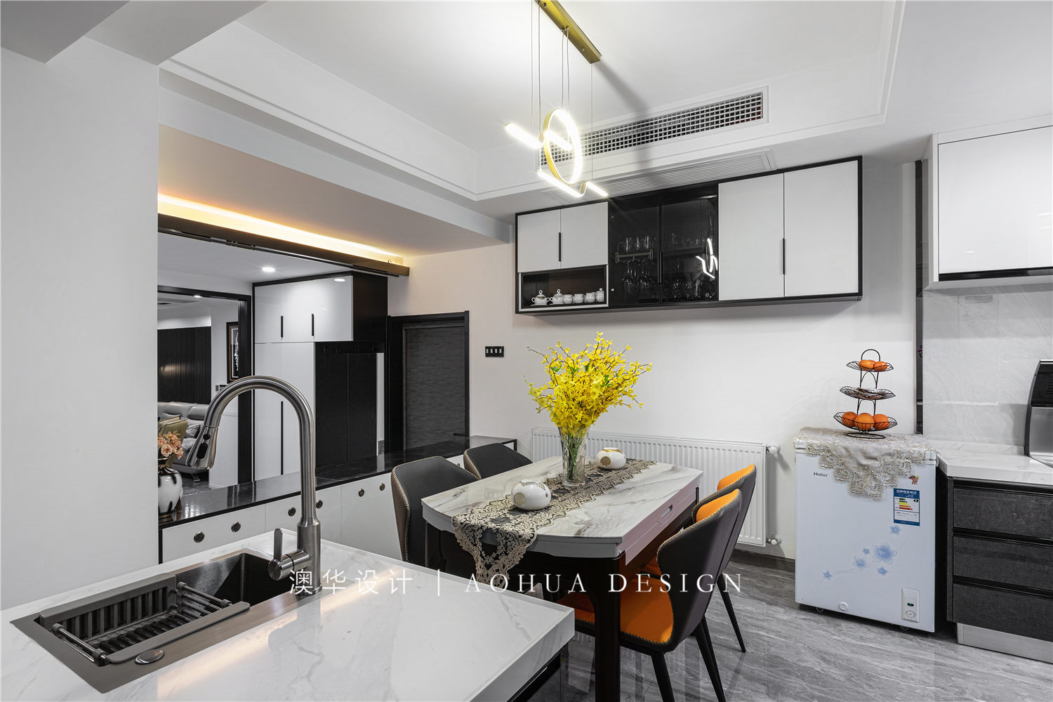 滨江苑130㎡现代黑白灰