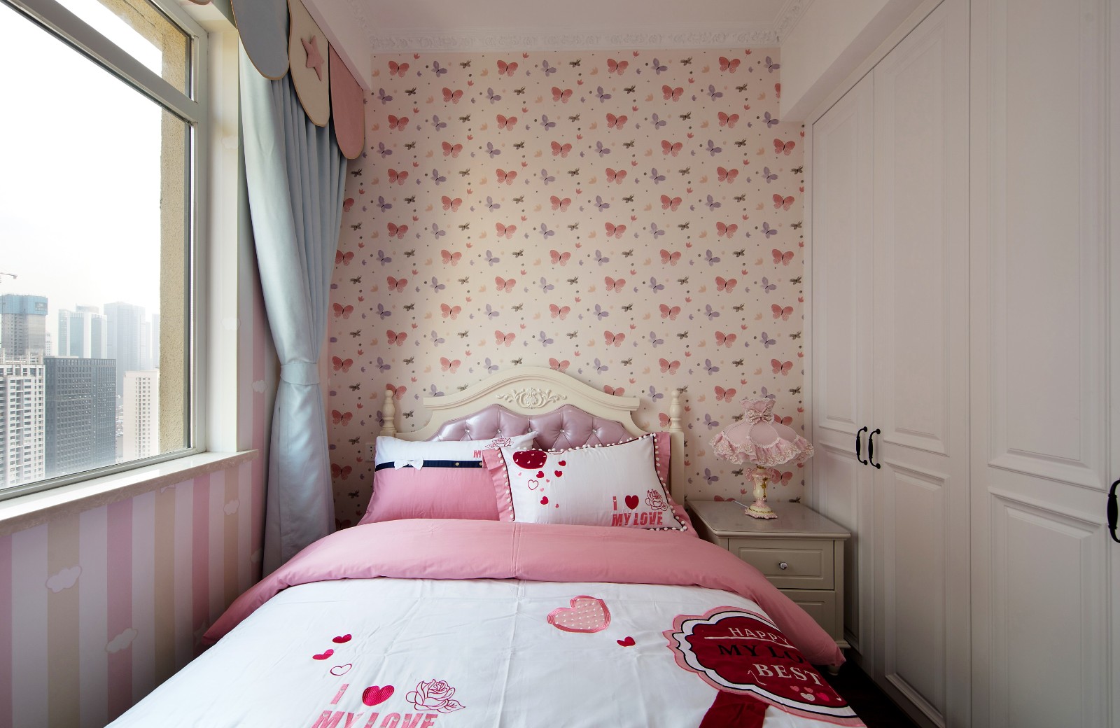 041158590887.jpg 卧室.jpg